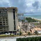 Miami, palazzo crollato: si scava ancora per trovare corpi. Evacuazione per l'edificio gemello