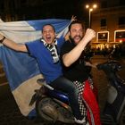 A Napoli tutta la città scende in strada dopo la vittoria Video