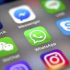 Whatsapp, Facebook e Instagram down per ore: «Non scarica foto, video e vocali»