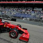F1, incredibile pole position di Leclerc al GP di Monaco. Le foto più belle