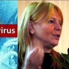 Coronavirus, l'immunologa del Sacco: «Il caldo ci aiuterà, no a strette di mano e baci»