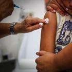 Vaccini, denunciati due genitori per false dichiarazioni. Centinaia di bimbi esclusi dalle scuole