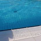Spagna, papà e i due figli di 16 e 9 anni morti annegati nella piscina del villaggio turistico