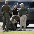 Texas, spara sulla folla all'auto in corsa: 7 morti e 20 feriti, ucciso