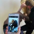 Firenze, minorenni picchiano una 13enne e mettono il video su social e gruppi WhatsApp: denunciati