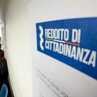 Rimini, vince oltre 2 milioni al gioco ma percepisce il reddito di cittadinanza per 3 anni: denunciato