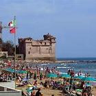 I balneari dicono no ai box in plexiglass sulle spiagge del Lazio