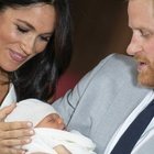 Royal Baby, il piccolo Archie sarà "costretto" a lavorare (a differenza dei cuginetti)