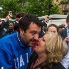 Salvini: «Auguri alle mamme, ma non a genitrici 2»