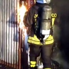 immagine Pagani, baracca in fiamme nella notte: indagini in corso