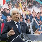 Mattarella e i suoi 80 anni per l'Italia. Dopo il Covid e gli Europei, è il politico più popolare. In tanti vogliono il bis
