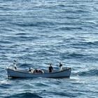 Migranti, dopo Msf anche Sea Eye sospende i salvataggi