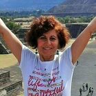 Insegnante muore schiacciata dal cancello di casa, tragedia a Monopoli: Rosa aveva 57 anni