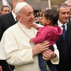 Il Papa: «Bloccare barche non risolve il problema»