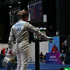 Olga Kharlan riammessa ai Mondiali di scherma dopo il rifiuto del saluto all'avversaria russa. E il Cio le regala le Olimpiadi 2024