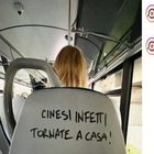 Scritta razzista sul bus Cotral: «Cinesi infetti a casa». Caccia al responsabile