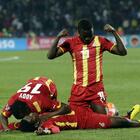 Il Ghana dimentica a casa le divise per il mondiale in Qatar: corsa contro il tempo per recuperarle. Boom di meme sui social