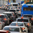 Ispra, emissioni calate del 6,2% nel 2023 in Italia. Trasporto stradale però continua ad aumentare propria C02
