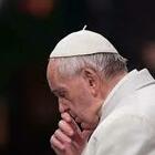 Abusi, Papa Francesco: «La denuncia è necessaria, chi l'ha fatto con il più piccolo lo ha fatto contro Cristo»