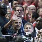 Alle finali NBA spunta Barack Obama: standing ovation a Toronto e cori «MVP! MVP!»
