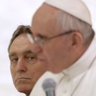 Per Papa Francesco c'è l'ombra del demonio dietro al caso Viganò
