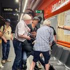 Metro a Roma, allarme borseggi. Turisti picchiati dai ladri: 15 arresti ogni settimana