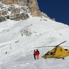 Svizzera, valanga travolge gruppo di alpinisti: due feriti, salvi gli altri. E in Alto Adige 20 sciatori coinvolti