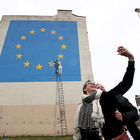 Brexit, Banksy la racconta così: a Dover il suo nuovo murales