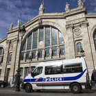 Bambina di 9 anni rapita e stuprata in Francia mentre andava a comprare il pane: è caccia all'aggressore