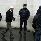 • Vandali assaltano moschea in Corsica: "Via gli arabi"