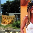 Elisa, 34 anni, travolta e uccisa dal treno al passaggio a livello. Il gip: nessun colpevole