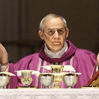 Sul tavolo del cardinale Zuppi anche il 'caso' Minniti scoppiato a Firenze all'incontro dei sindaci e dei vescovi del Mediterraneo