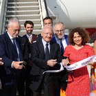 immagine Aeroporto Salerno Costa d'Amalfi, tutti con il naso all'insù per gli aerei 