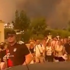 Incendio e Apocalisse a Rodi, la fuga dei turisti dalle fiamme: «La più grande evacuazione della storia» VIDEO CHOC