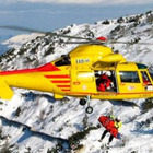 Precipita sul massiccio del Monte Bianco, morto alpinista di 20 anni. «È caduto per 150 metri»