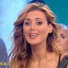 Daniela Martani via da Radio Kiss Kiss: «Colpa delle mie opinioni sul Covid»