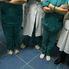 Sciopero medici e infermieri oggi 5 dicembre: a rischio 1,5 milioni di esami e interventi. «Adesione all'85%»