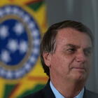 Bolsonaro: «Lo farà chi vorrà. Pfizer non è responsabile degli effetti collaterali»