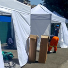 Roma, stazione Tiburtina: la protezione civile monta le tende per i controlli anti-Covid