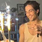 Damiano, compie 23 anni: i festeggiamenti rock