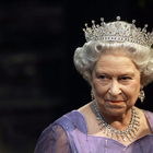 Regina Elisabetta II, come è morta? «Aveva un cancro». L'indiscrezione che smentisce il certificato ufficiale