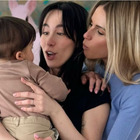 Michelle Hunziker e la tenera foto di famiglia con Aurora, Ineke e Cesare: «Tre generazioni di donne e un bignè»