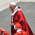Il Papa celebra la messa di Pentecoste: «Senza contaminazioni siamo una setta»