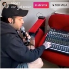 Boom di Emma Marrone e Fedez, oltre 100 mila persone connesse su Instagram per seguire il live dal balcone