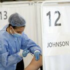 Johnson&Johnson, nuova dose entro 6 mesi per chi è vaccinato: obbligo Pfizer (o Moderna)