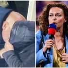 Vincenzo Italiano bacia la giornalista Vanessa Leonardi (sposata) dopo il gol della Fiorentina: la scena scatena i social