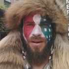Jake Angeli, alcune fra le proteste dello "sciamano" che ha guidato l'assalto al Congresso Usa