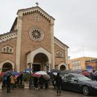 Ancona, donna di 72 anni si uccide nel cimitero davanti alla tomba dei genitori