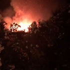 Calvizzano, incendio accanto al ristorante: clienti in fuga dal locale