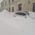 Capracotta, auto sepolte da un metro di neve Foto